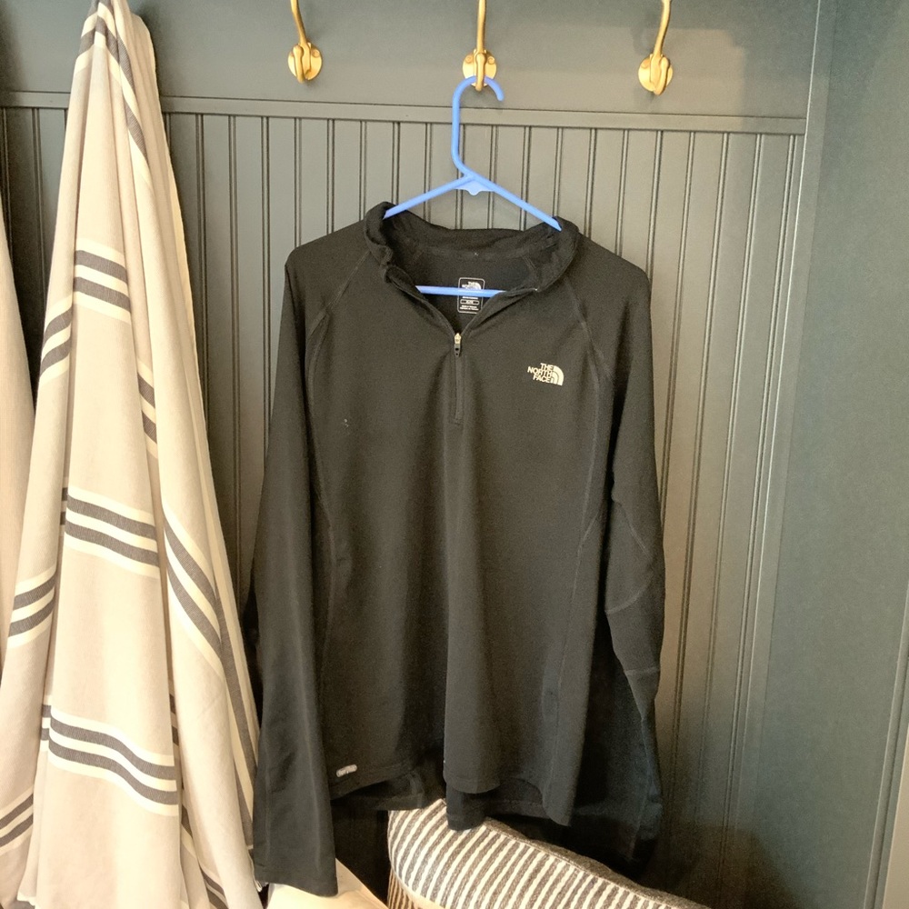 Black North Face Men’s Quarter Zip